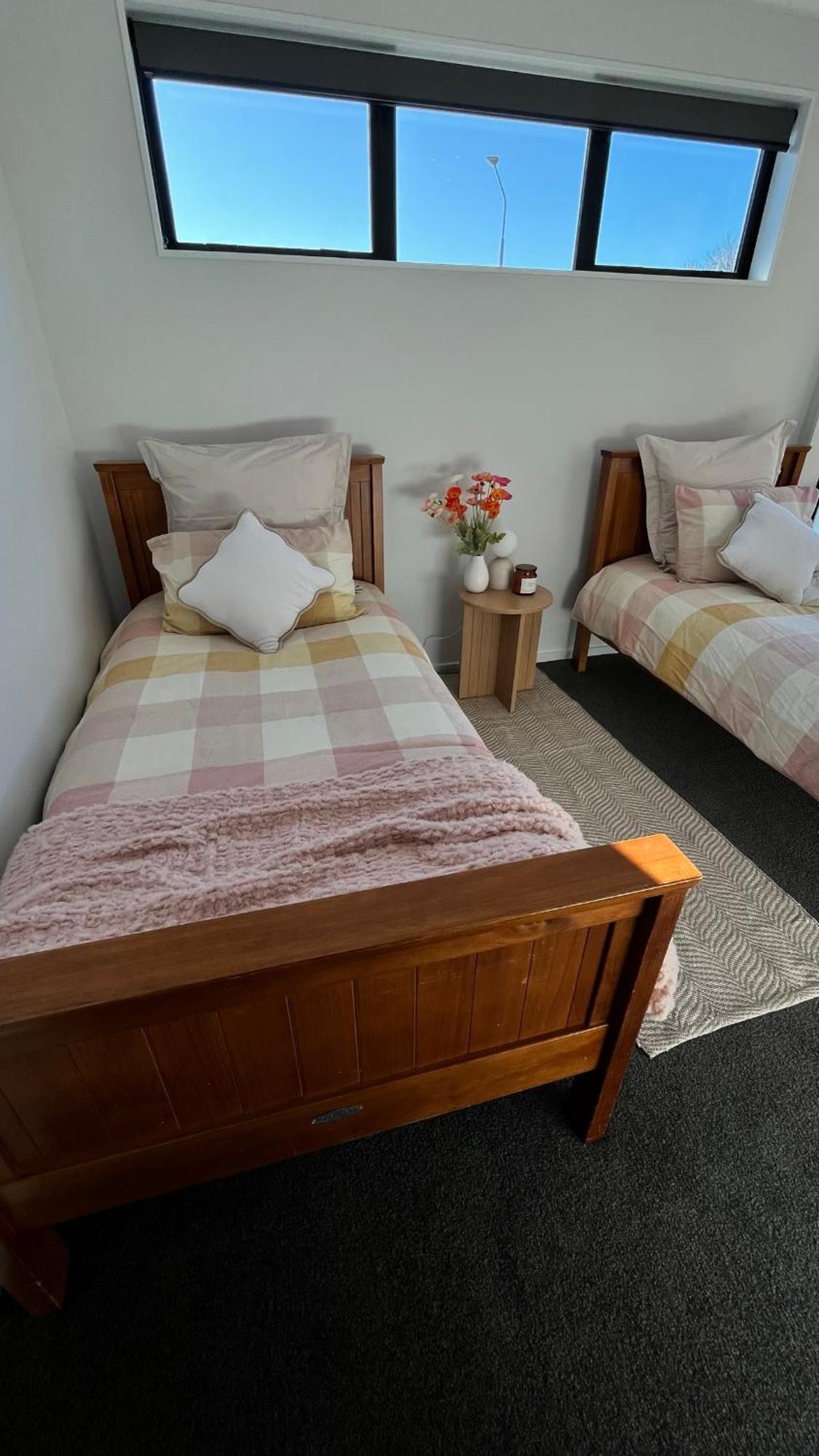 Luxury 2 Bedroom By St James Park 基督城 外观 照片
